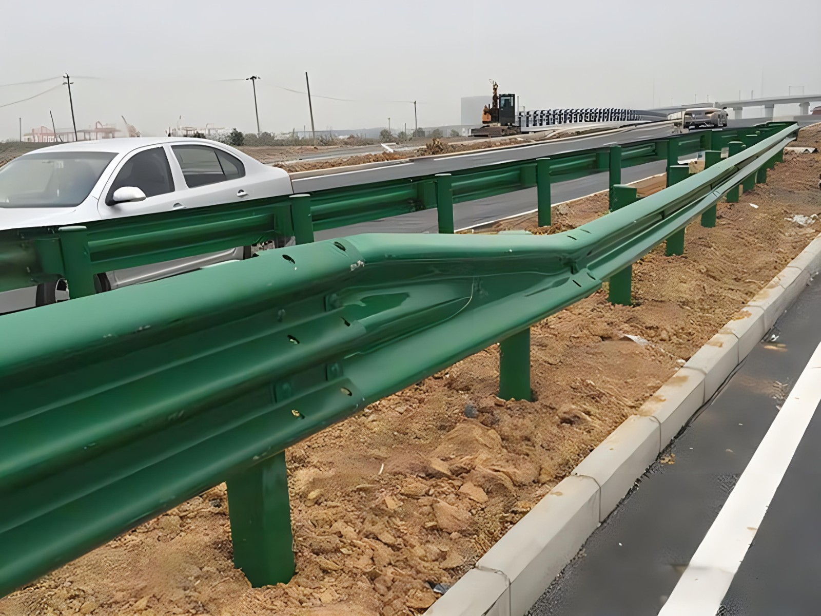 昭通高速波形护栏板日常维护方案确保道路安全新举措